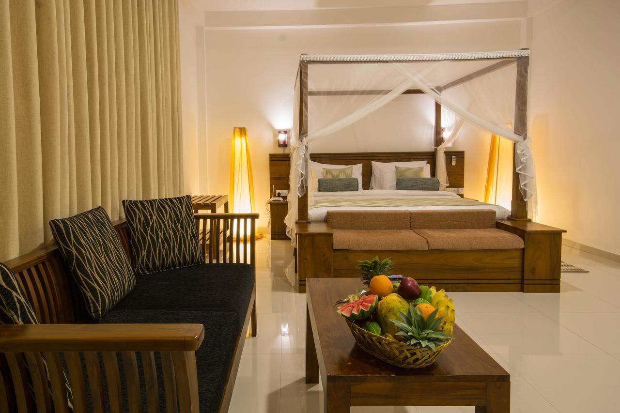 Okwin Resort Kandy Exterior foto