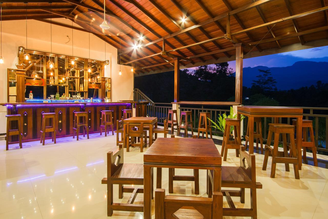 Okwin Resort Kandy Exterior foto